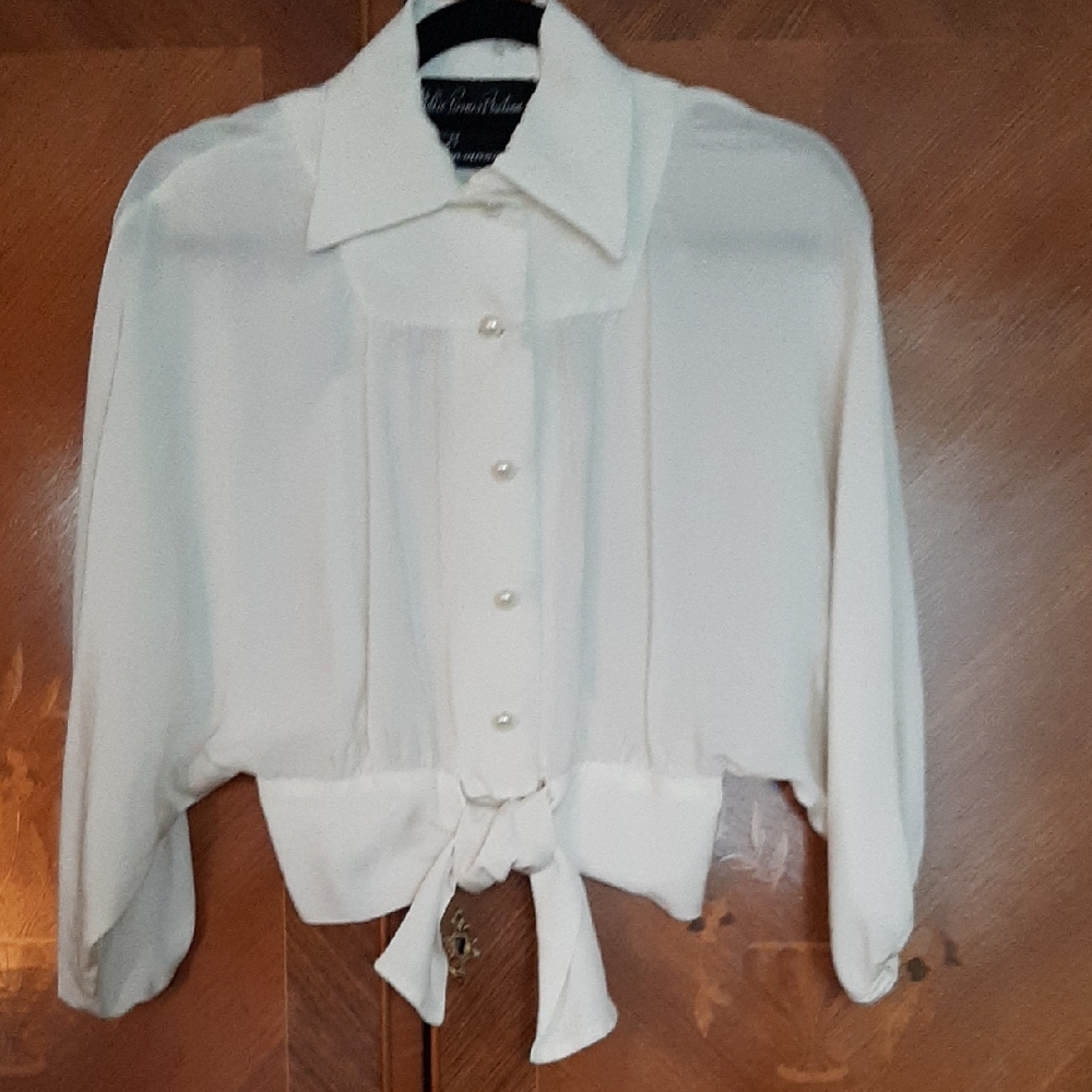 Vintage 70s Ivory Mollie Parnis Ivory Batwing Blouse Pearl Buttons Small